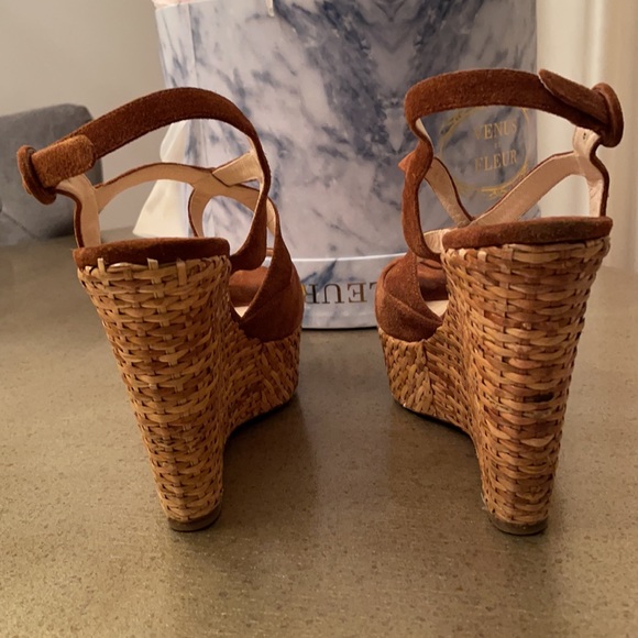 Prada Wedges. Suede camel color. Size 41. - Picture 5 of 8